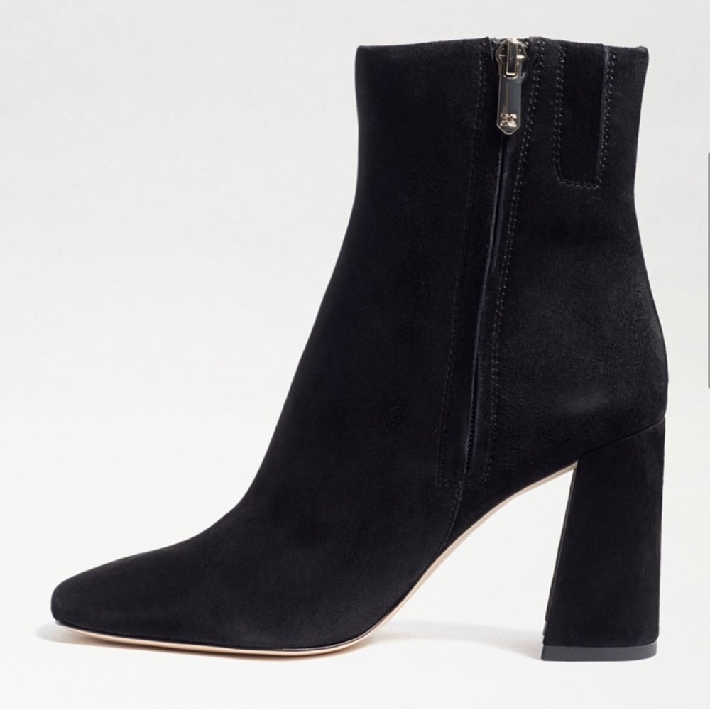 NIB Sam Edelman Black Suede Block Heel Ankle Bootie - Picture 5 of 8